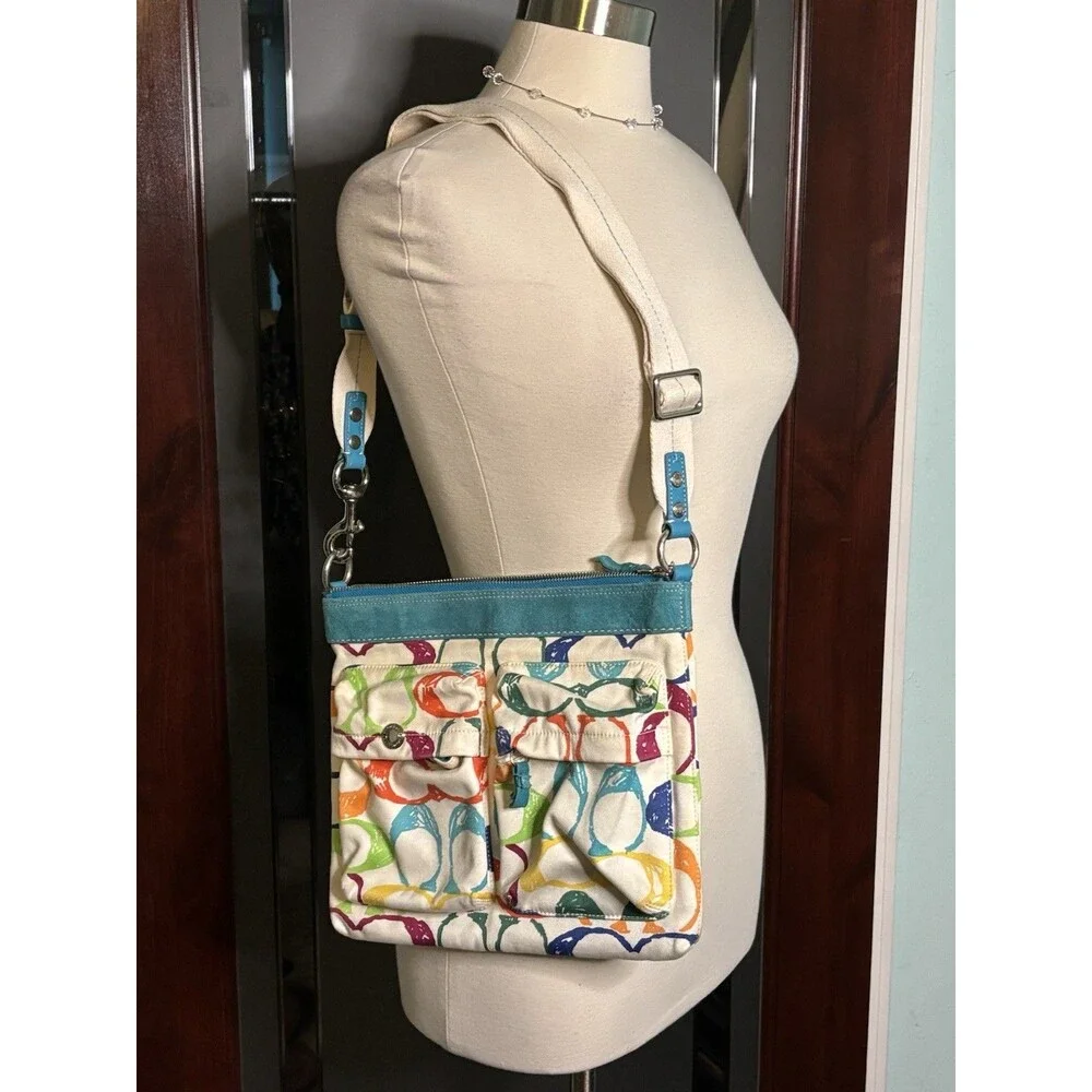 COACH Y2K 2005 Vintage Logo Hamptons Scribble Demi Crossbody bag